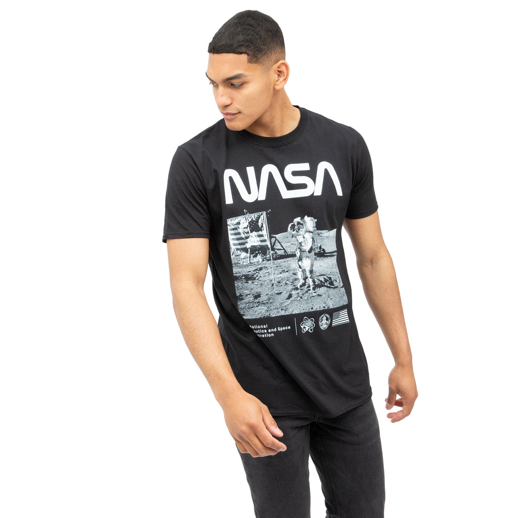 NASA Mens - Salute - T-shirt - Black