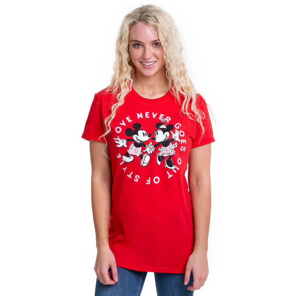 Disney Ladies - Love Never Goes Out Of Style - T-Shirt - Red
