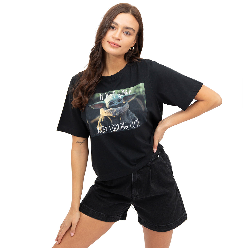 Star Wars Ladies - The Child Looking Cute - Boxy Cropped T-shirt - Black